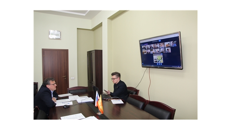 Владимир Ванерке ознакомил рабочую группу «Муниципальные образования» с Комплексной программой развития Янтиковского района