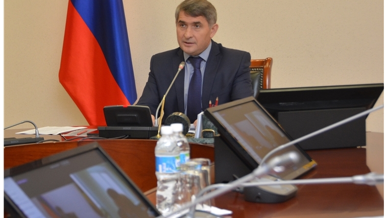 Олег Николаев дал поручение организовать проведение детального мониторинга регионального законодательства по поддержке семей с детьми